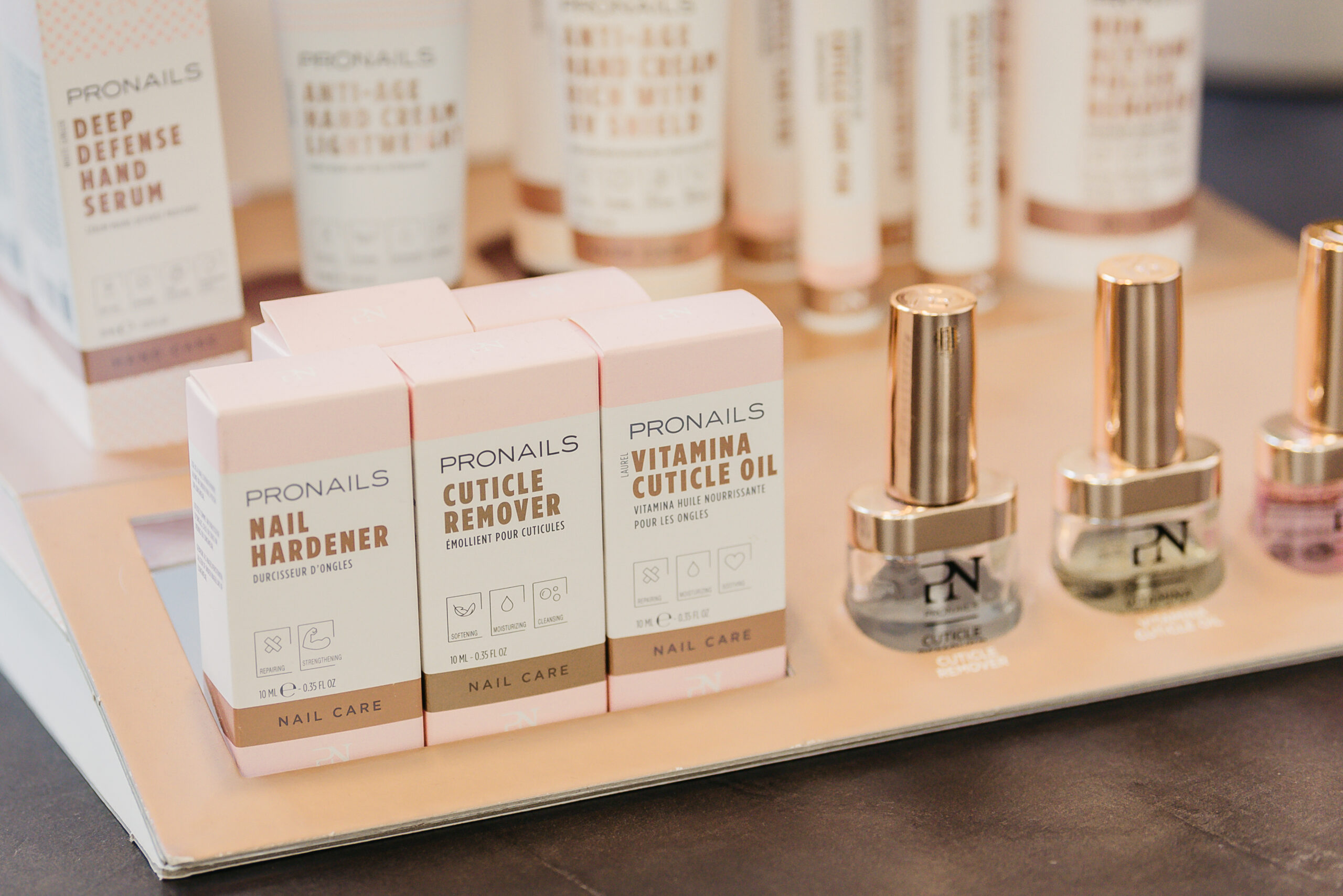 Afbeelding met Pronails artikelen die Feel Good Hair and Beauty verkoopt